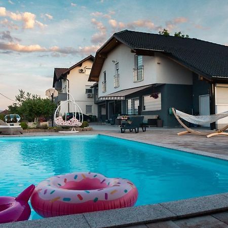 Villa De Luxe Bihać Zewnętrze zdjęcie