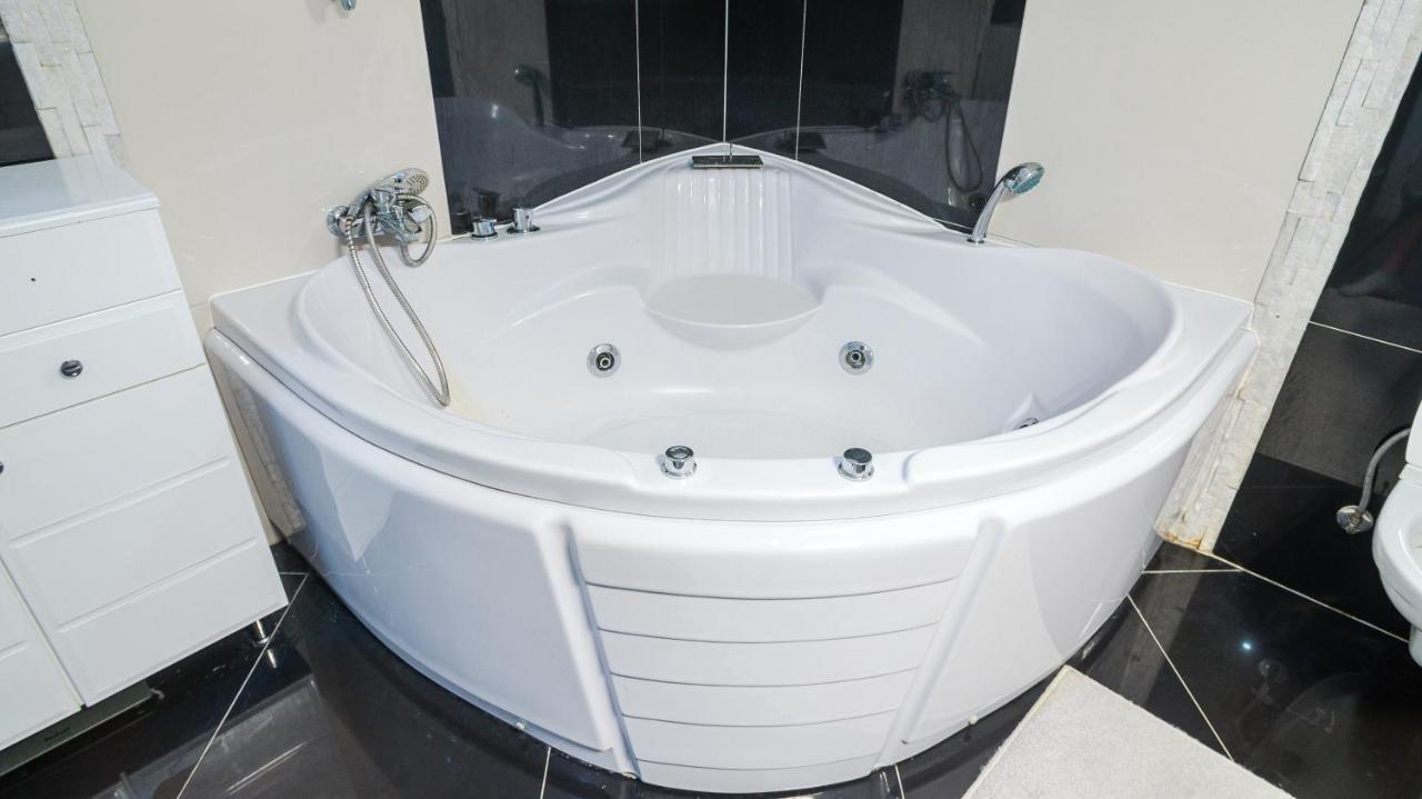 Villa De Luxe Bihać Zewnętrze zdjęcie